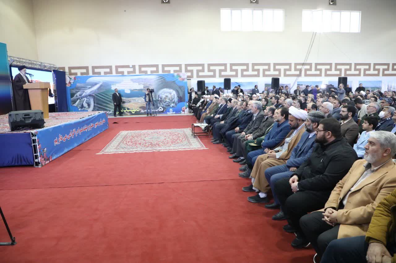 احداث سامانه انتقال آب به دریاچه ارومیه گواه توجه جمهوری اسلامی و دولت مردمی به محیط زیست است