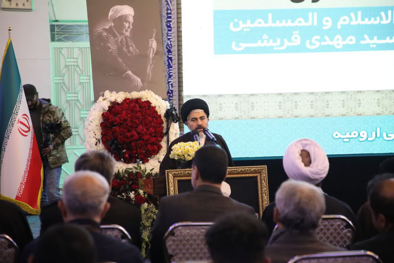 برگزاری آیین گرامیداشت سالروز 2 بهمن 1357 در ارومیه