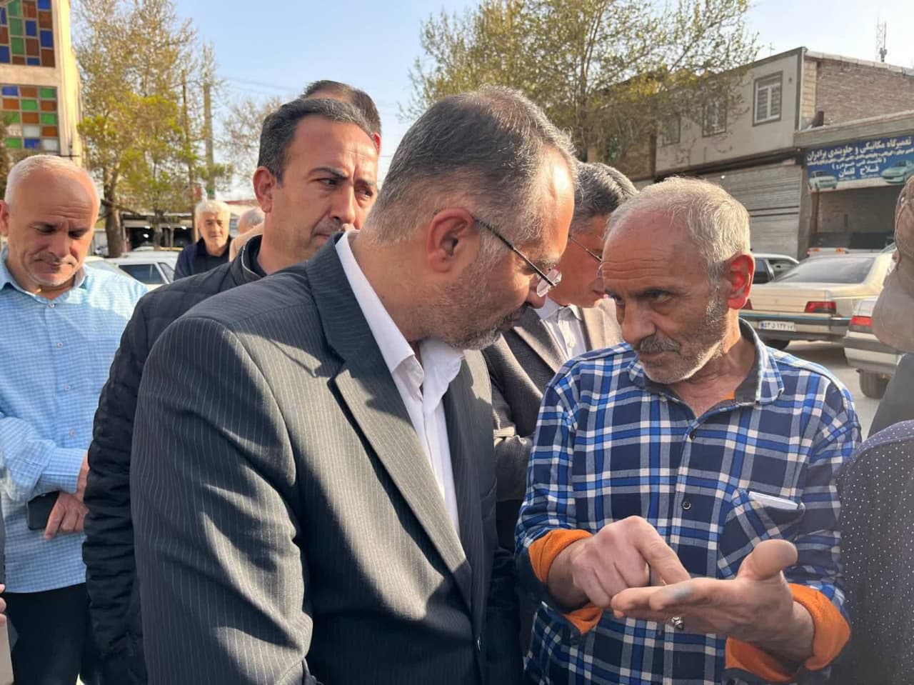 بازدید فرماندار ارومیه از منطقه کشتارگاه با هدف بررسی مسائل و مشکلات محله