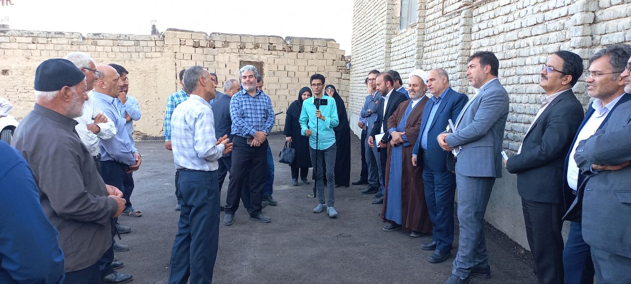 بازدید میدانی فرماندار شهرستان ارومیه از روستای عسگرآباد کوه