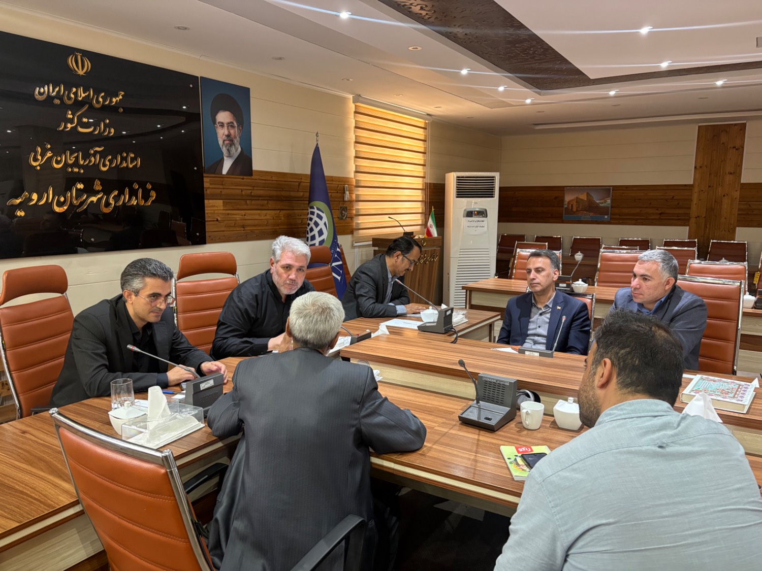 گزارش تصویری | برگزاری ملاقات مردمی فرماندار شهرستان ارومیه