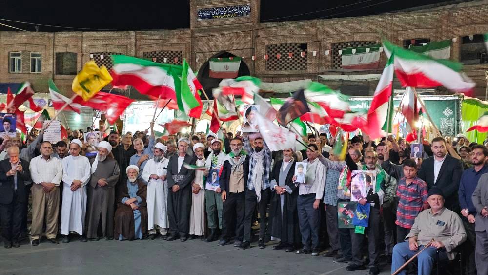جلوهای از اتحاد و همبستگی ملی؛ تداوم اجتماع شبانه مردم ارومیه