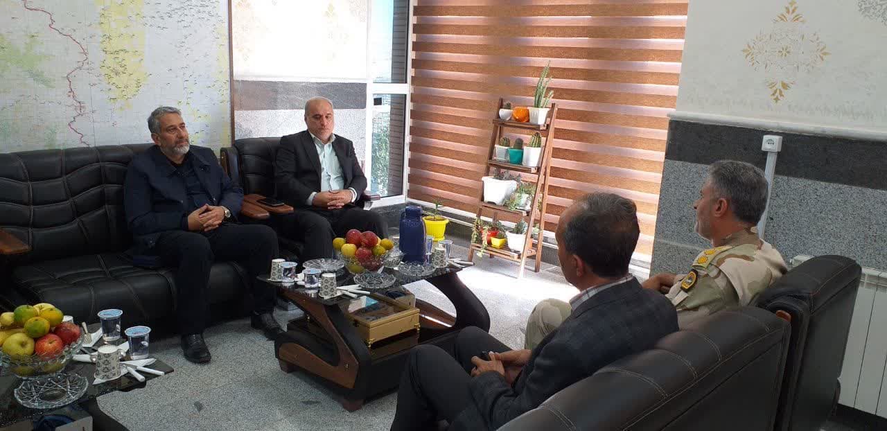 دیدار دکتر عماری فرماندار شهرستان ارومیه با فرمانده هنگ مرزی شهرستان ارومیه