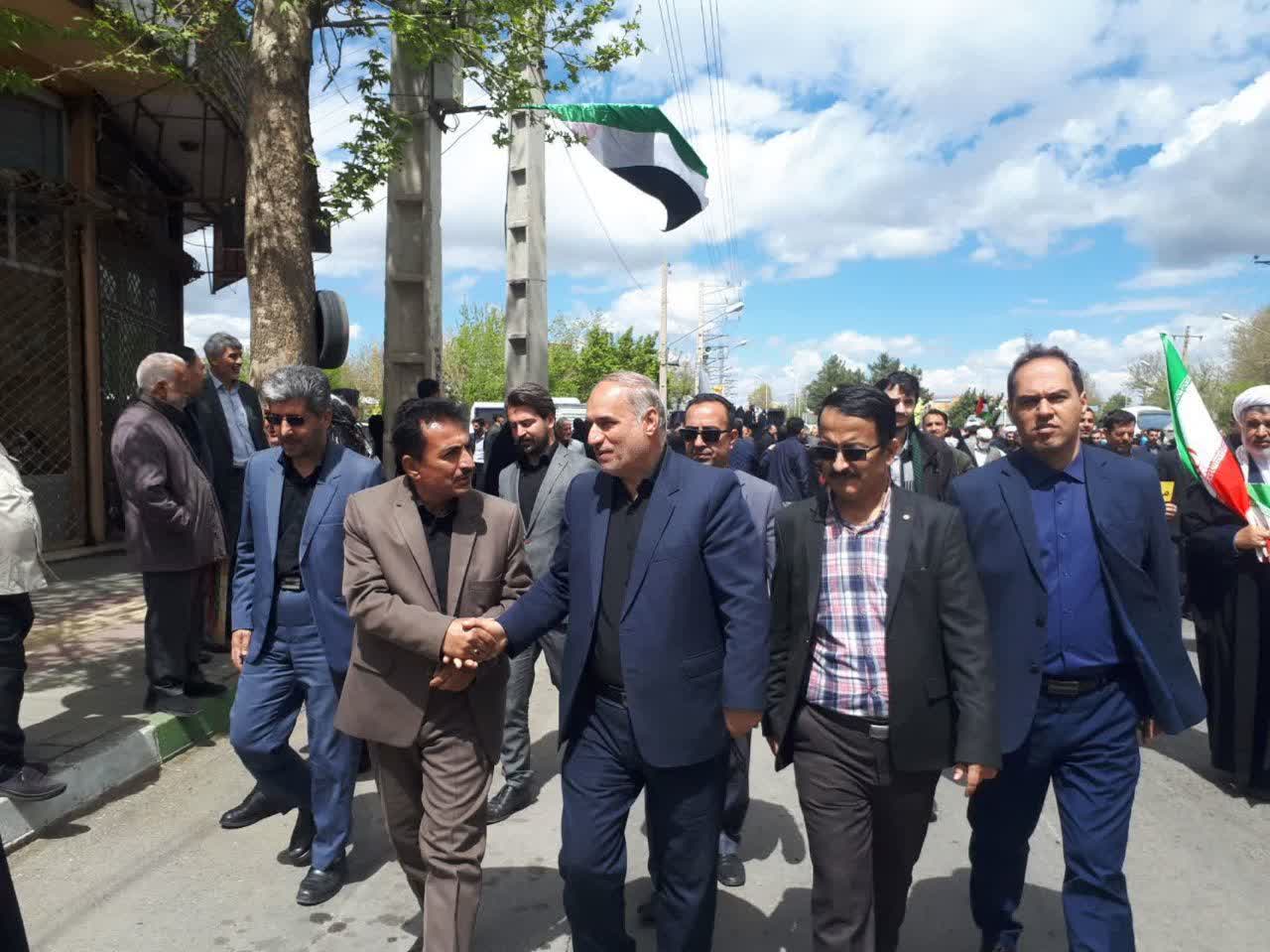 غلامحسین عماری فرماندار ارومیه در حاشیه راهپیمایی روز قدس در مصاحبه با خبرنگار واحد مرکزی خبر گفت: