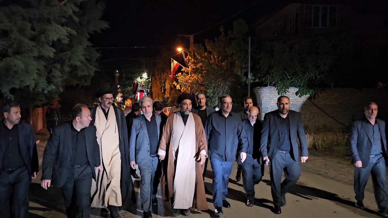 برگزاری آیین عزاداری شبهای محرم و شهادت حضرت اباعبدالله الحسین (ع) در روستای آزادگان ارومیه با حضور استاندار آذربایجانغربی