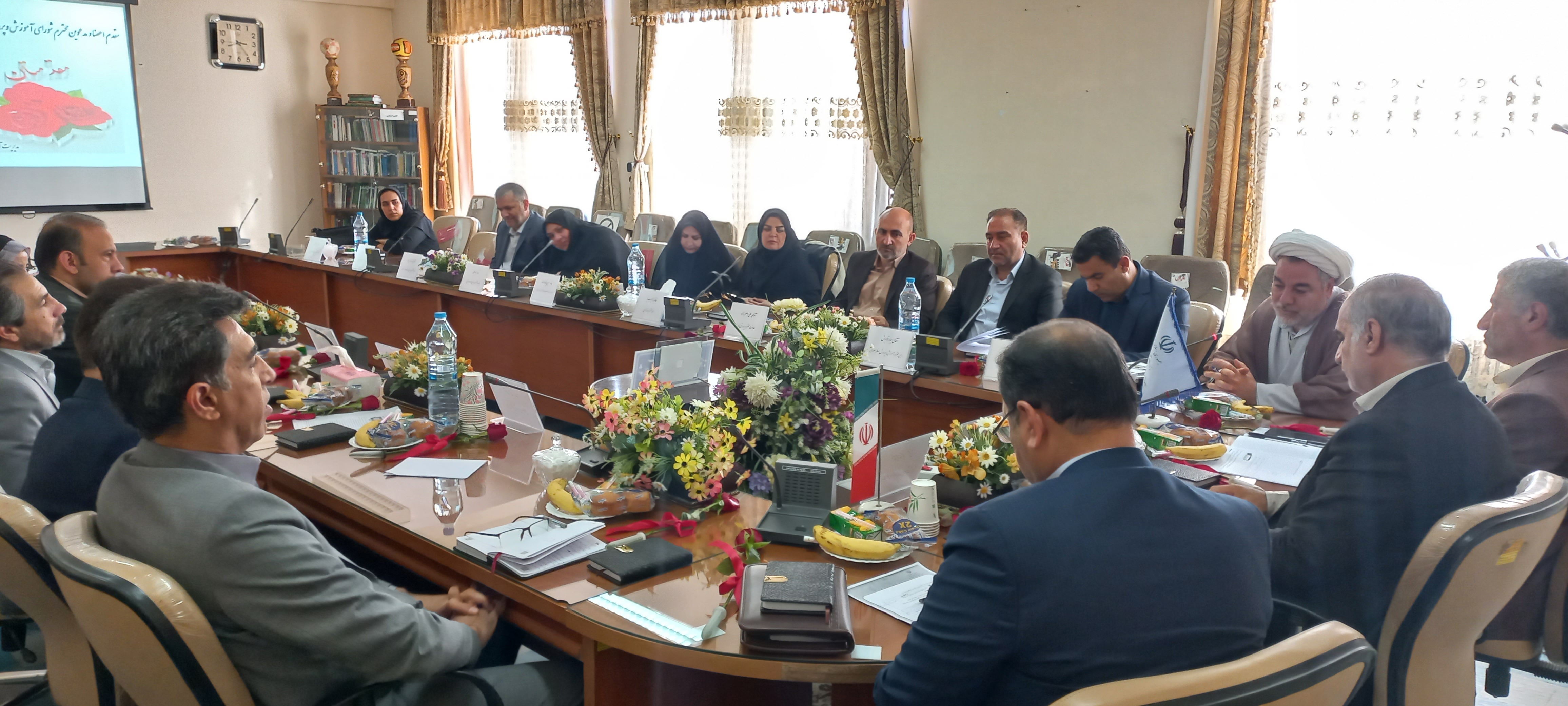دومین جلسه شورای آموزش و پرورش شهرستان ارومیه همزمان با روز معلم برگزار شد