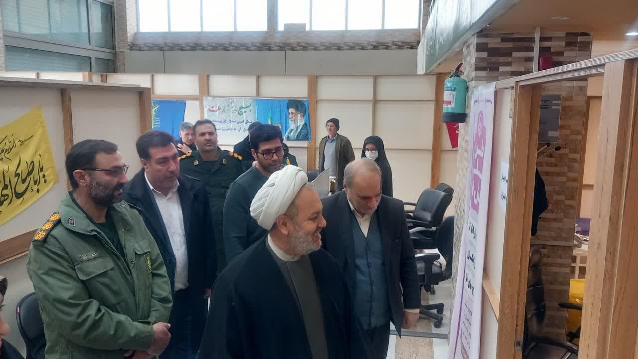بازدید فرماندار ارومیه از درمانگاه مهر شفای نوشین شهر
