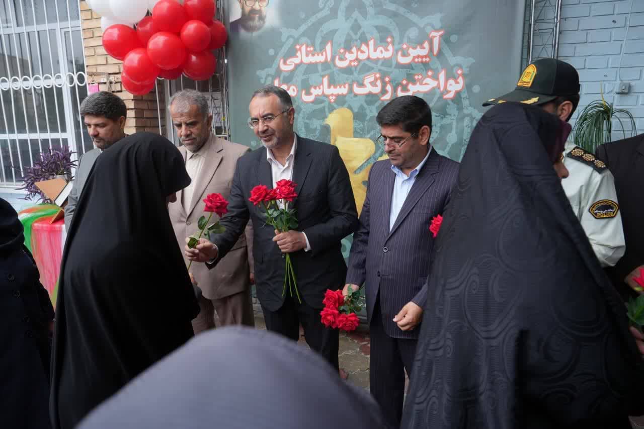 نواخته شدن زنگ «سپاس معلم» در ارومیه