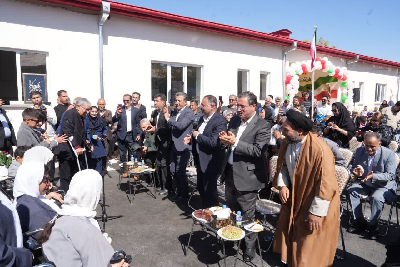 با حضور استاندار آذربایجانغربی انجام شد؛ بهرهبرداری از یک باب مدرسه 10 کلاسه استثنایی در شهر نوشین شهر بخش نازلو