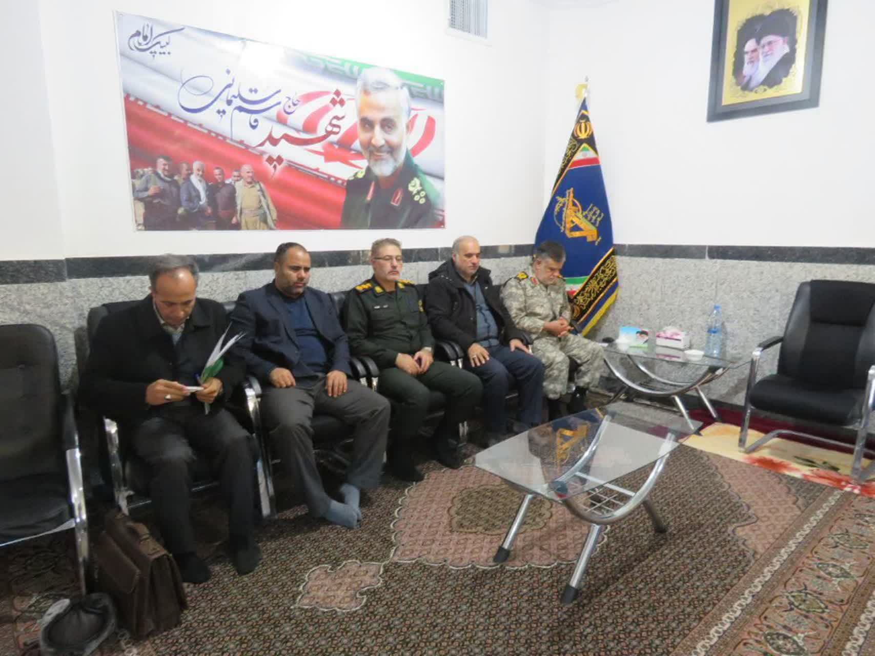 نشست فرماندار شهرستان ارومیه با فرماندهان نظامی و انتظامی مرزی