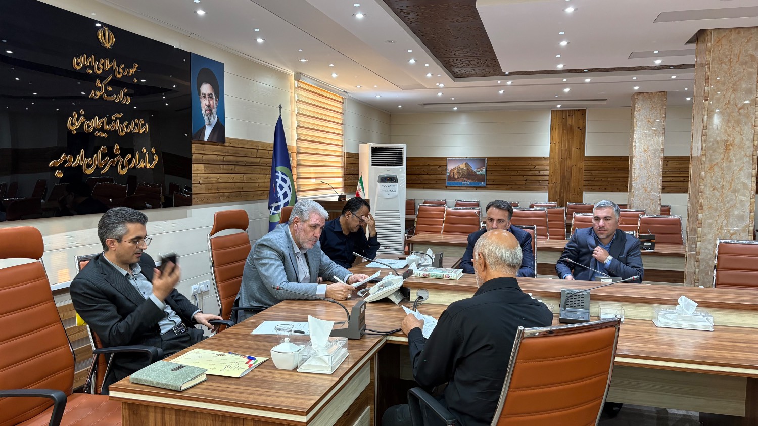 گزارش تصویری | ملاقات مردمی فرماندار ارومیه؛ شنیدن مستقیم مطالبات شهروندان