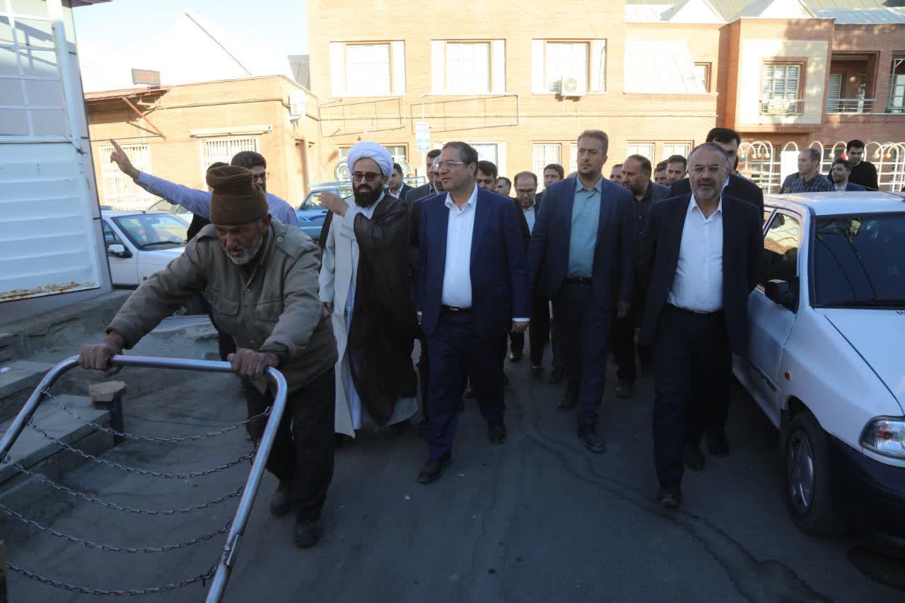 بازدید استاندار آذربایجانغربی از روند مرمت و احیای مسجد جامع ارومیه