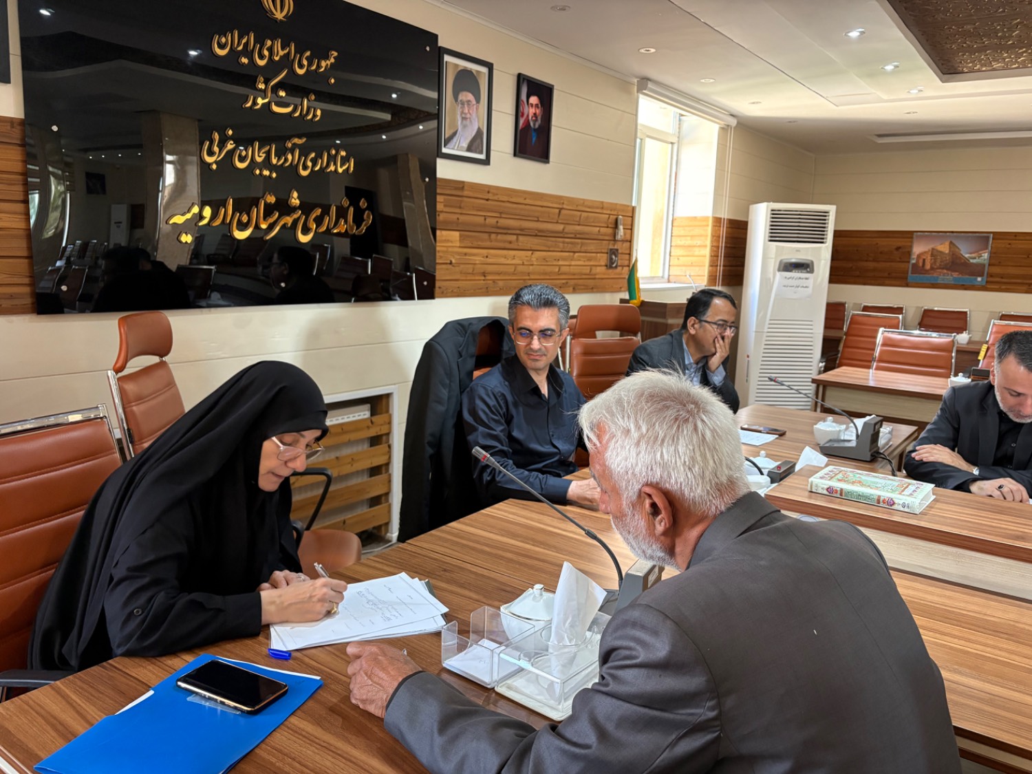 دیدار مردمی فرماندار ارومیه با شهروندان