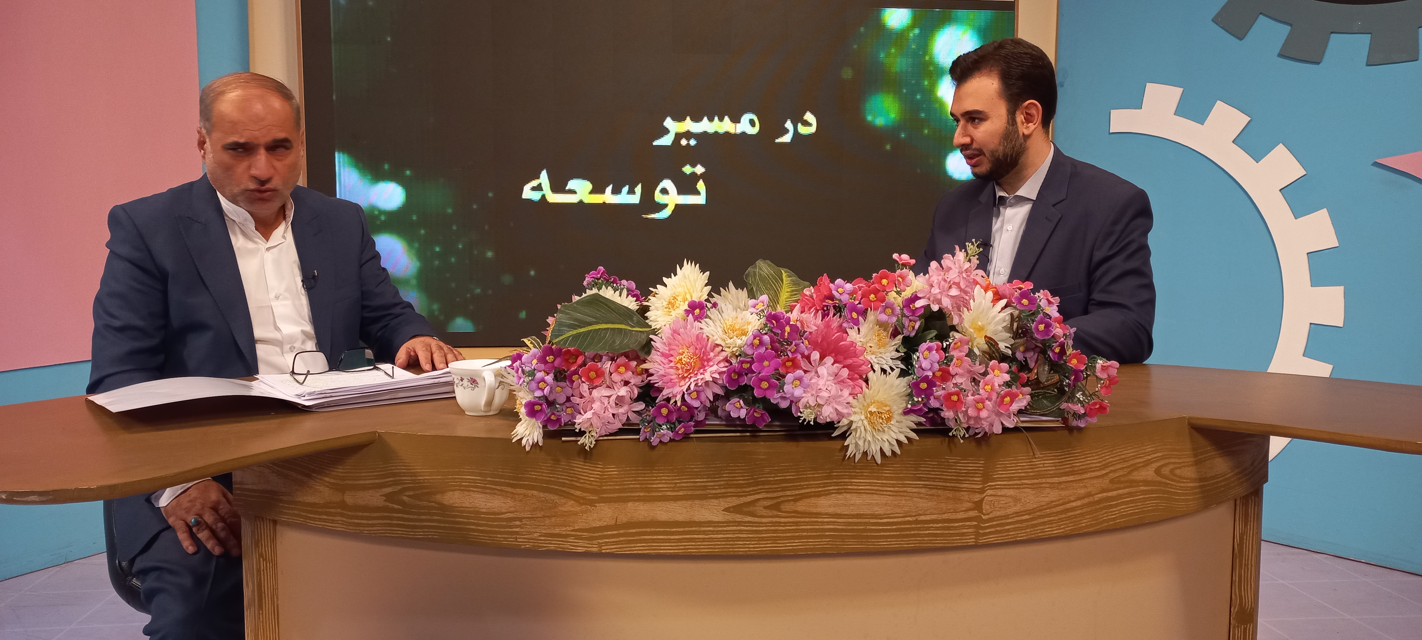 حضور فرماندار شهرستان ارومیه در برنامه زنده تلویزیونی در مسیر توسعه