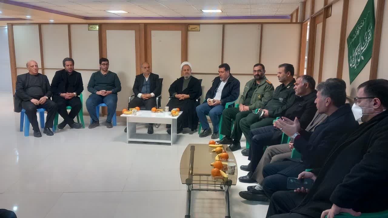 بازدید فرماندار ارومیه از درمانگاه مهر شفای نوشین شهر