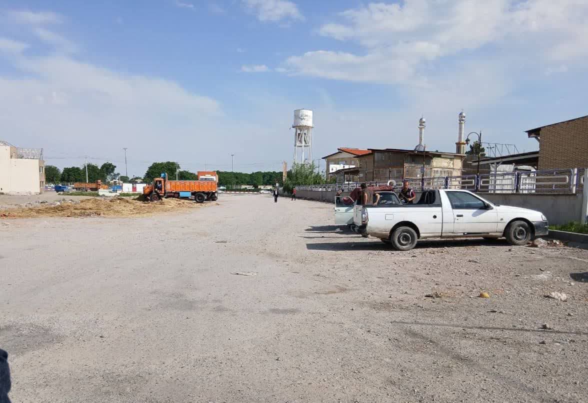 بررسی مسائل ترافیکی و زیرساختی میدان میوه و ترهبار ارومیه با حضور مسئولین