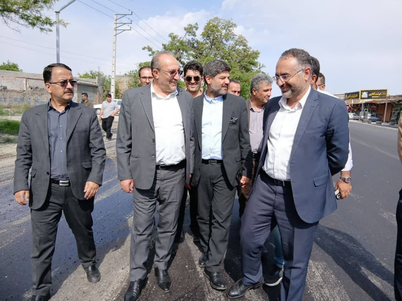 بازدید فرماندار ارومیه از پروژه‌های ایمن‌سازی جاده‌های مواصلاتی شهرستان