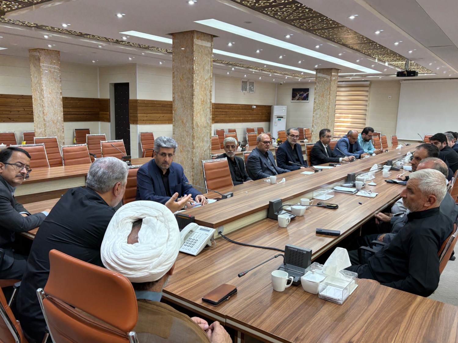 فرماندار ارومیه: تسریع در بازسازی مناطق آسیبدیده و حمایت عملی از آسیبدیدگان در اولویت دستگاههای اجرایی قرار گیرد