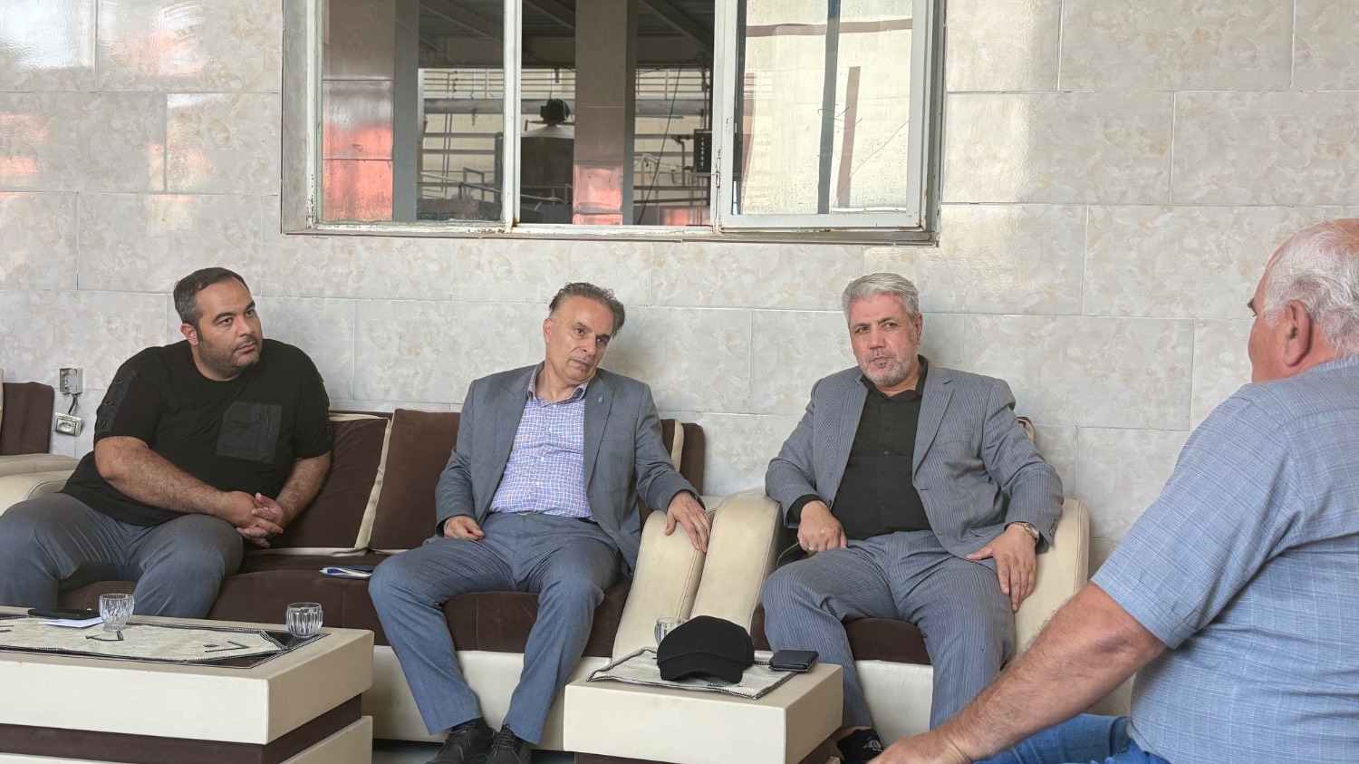 گزارش تصویری | بازدید فرماندار ارومیه از مجموعه تولید گیاهان دارویی و عرقیات گیاهی «زاگرس سبز آوازه»
