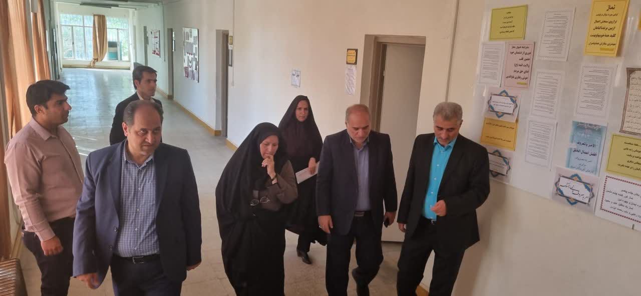 بازدید فرماندار شهرستان ارومیه از مراکز اسکان میهمانان تابستانی