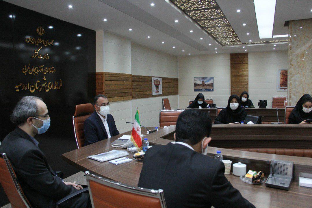 برگزاری نشست صمیمی فرماندار ارومیه با اصحاب رسانه و خبرنگاران شهرستان + تصاویر