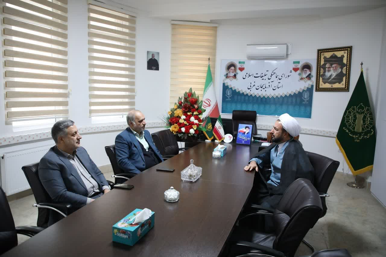 دکتر عماری دیدار فرماندار شهرستان ارومیه با حجت الاسلام ناصر آقایی رئیس شورای هماهنگی تبلیغات اسلامی آذربایجان غربی