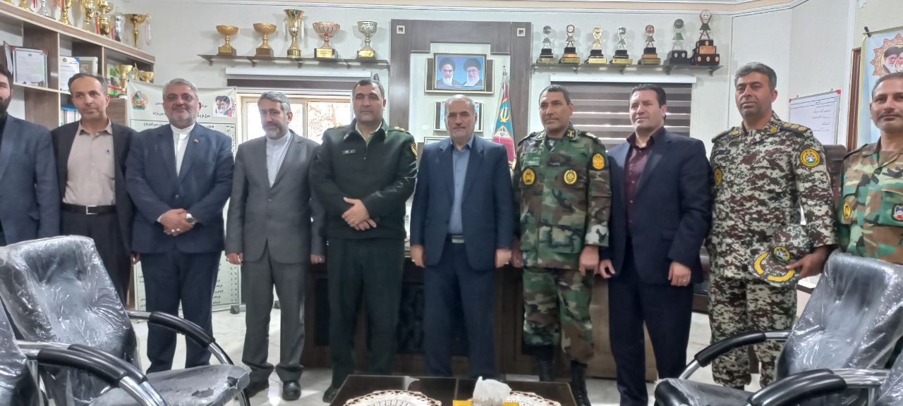 دیدار فرماندار شهرستان ارومیه با فرمانده تیپ 41 هجومی متحرک قوشچی ارتش جمهوری اسلامی