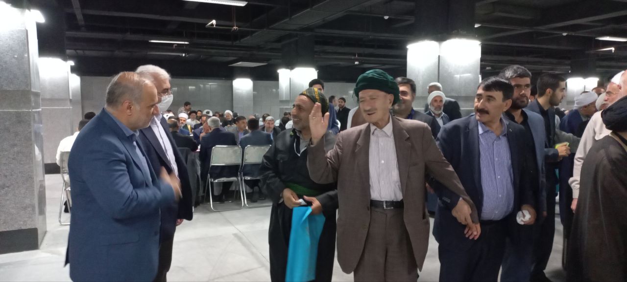 دیدار فرماندار شهرستان ارومیه با مهمانان شرکت کننده درحاشیه سومین اجلاس منطقهای وحدت اسلامی