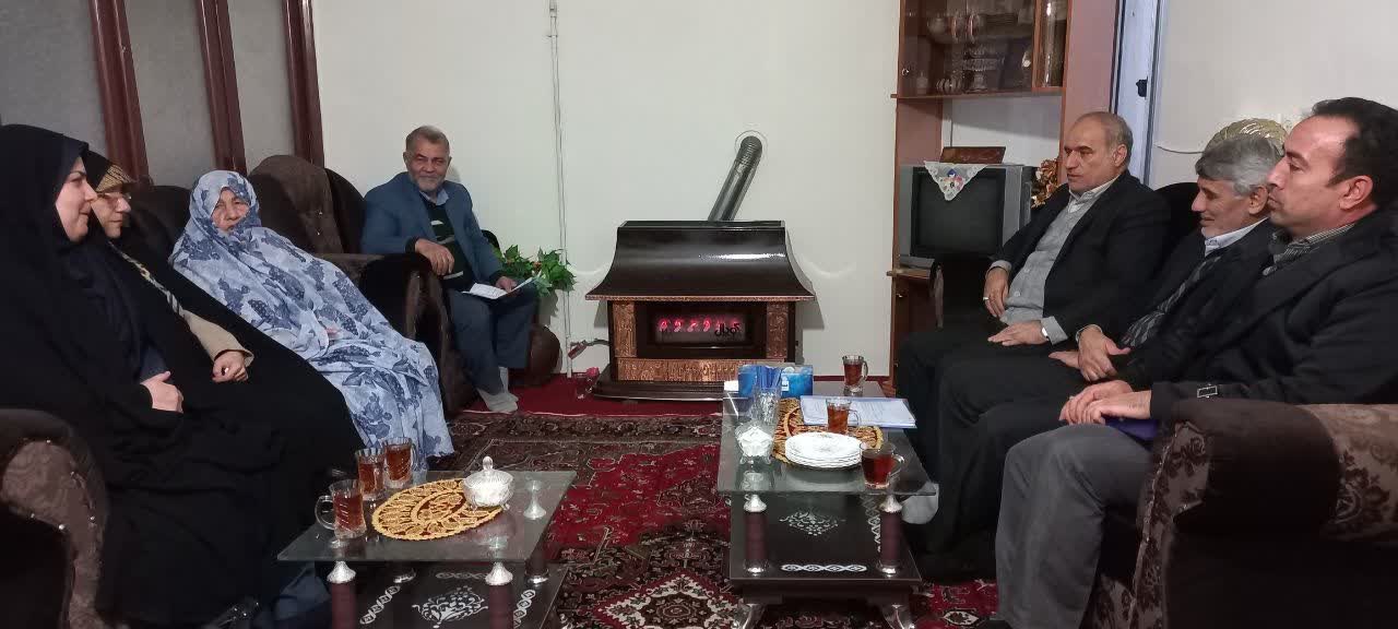 فرماندارشهرستان ارومیه : فرهنگ ایثار و شهادت در جامعه طنین انداز و به نسل آینده منتقل شود