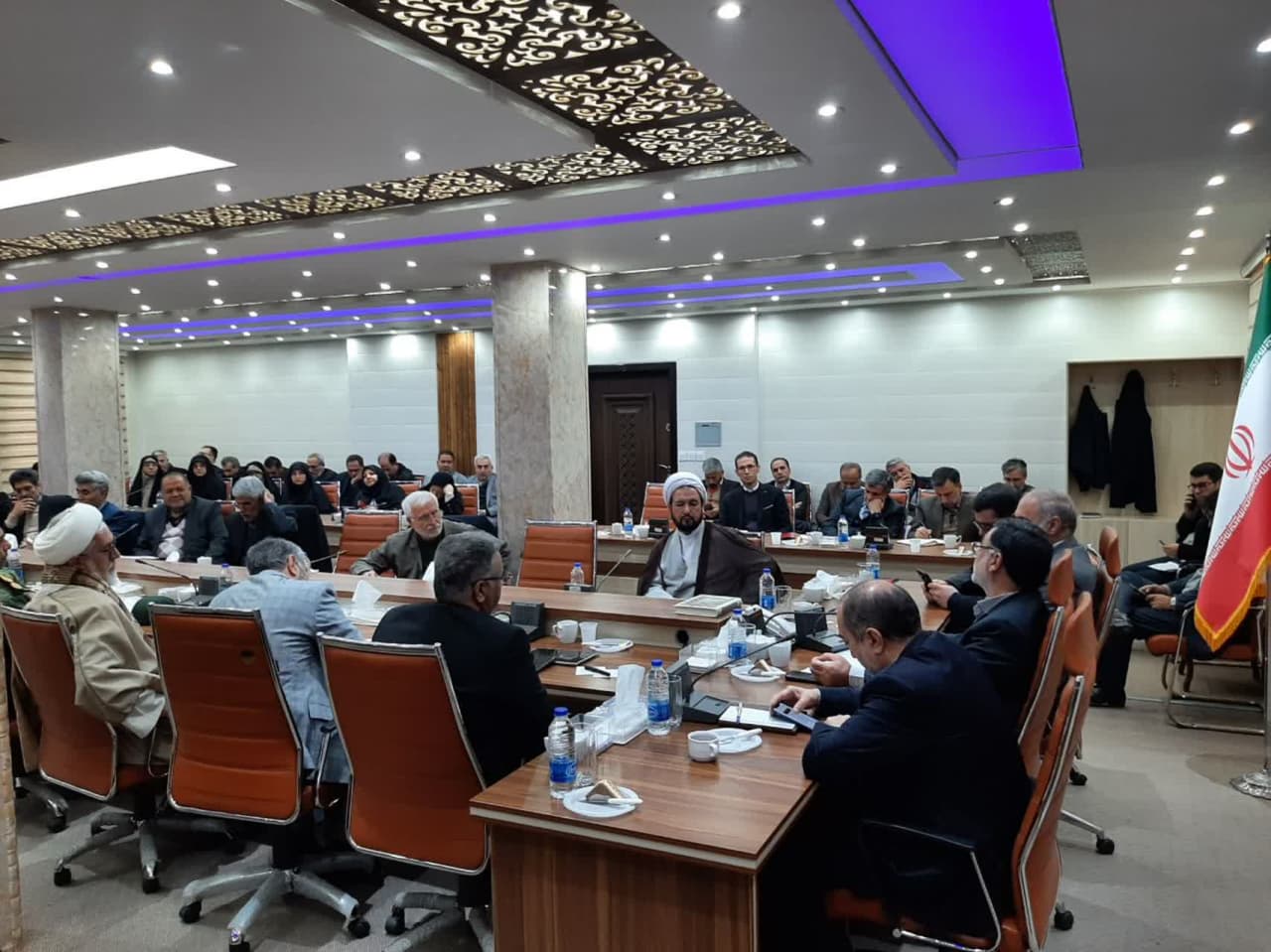 هشتمین جلسه شورای اداری شهرستان ارومیه حامل یک خبر خوش برای ارومیه بود: افتتاح دفتر خبری صداو سیمای شهرستان ارومیه برای اولین بار در میان مراکز استان های کشور