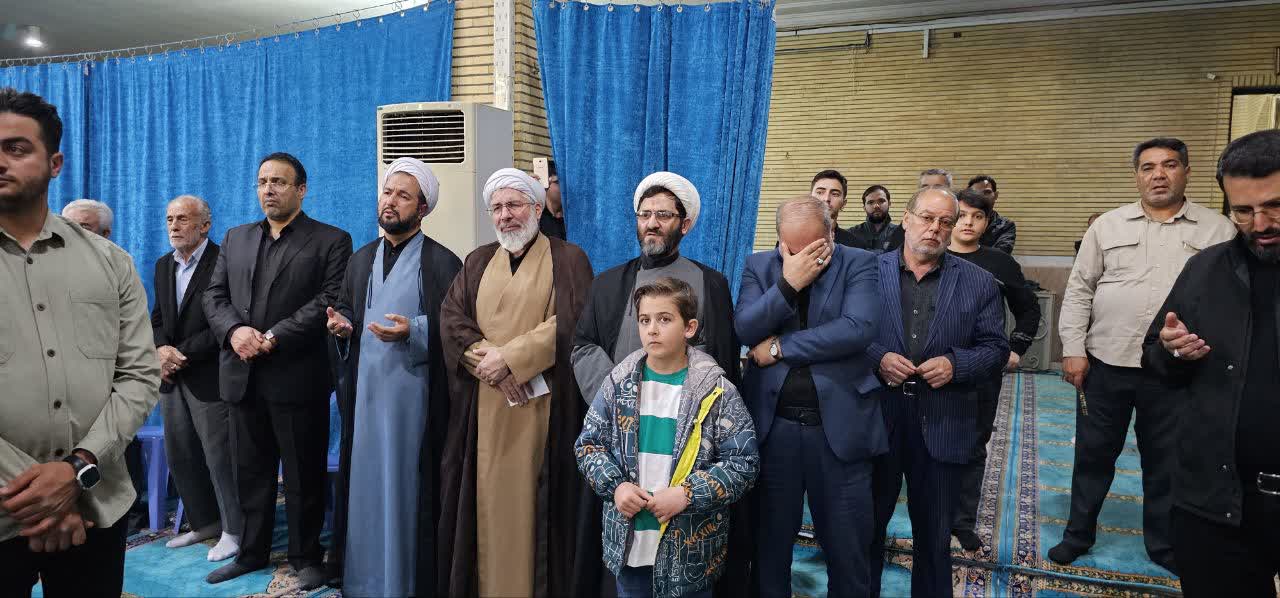 آلبوم تصویری / اجتماع امام رضایی های ارومیه در سوگ شهدای حادثه بالگرد