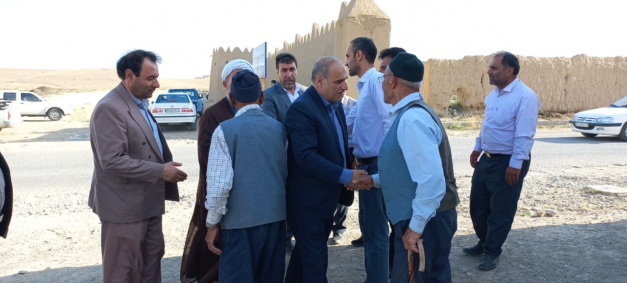 حضور فرماندار شهرستان ارومیه در جمع اهالی خونگرم روستای عسگرآباد کوه