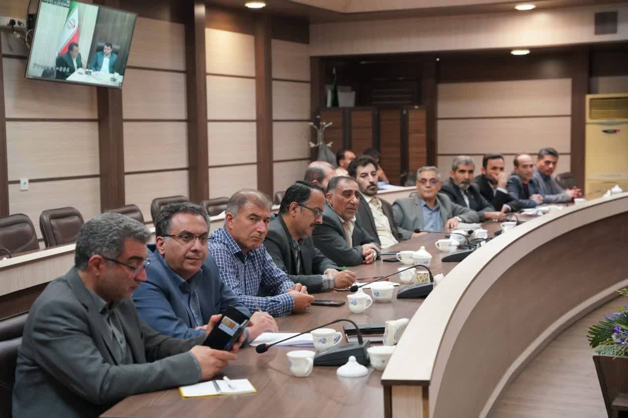 تصمیمات جدید برای کاهش ترافیک مقابل دانشگاه آزاد ارومیه در بازدید میدانی بازرس کل استان و فرماندار ارومیه