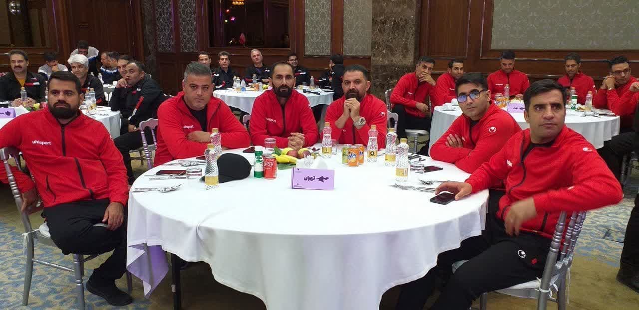 مسابقات فوتسال "جام بسیج سازمان صنایع کوچک و شهرکهای صنعتی ایران افتتاح شد