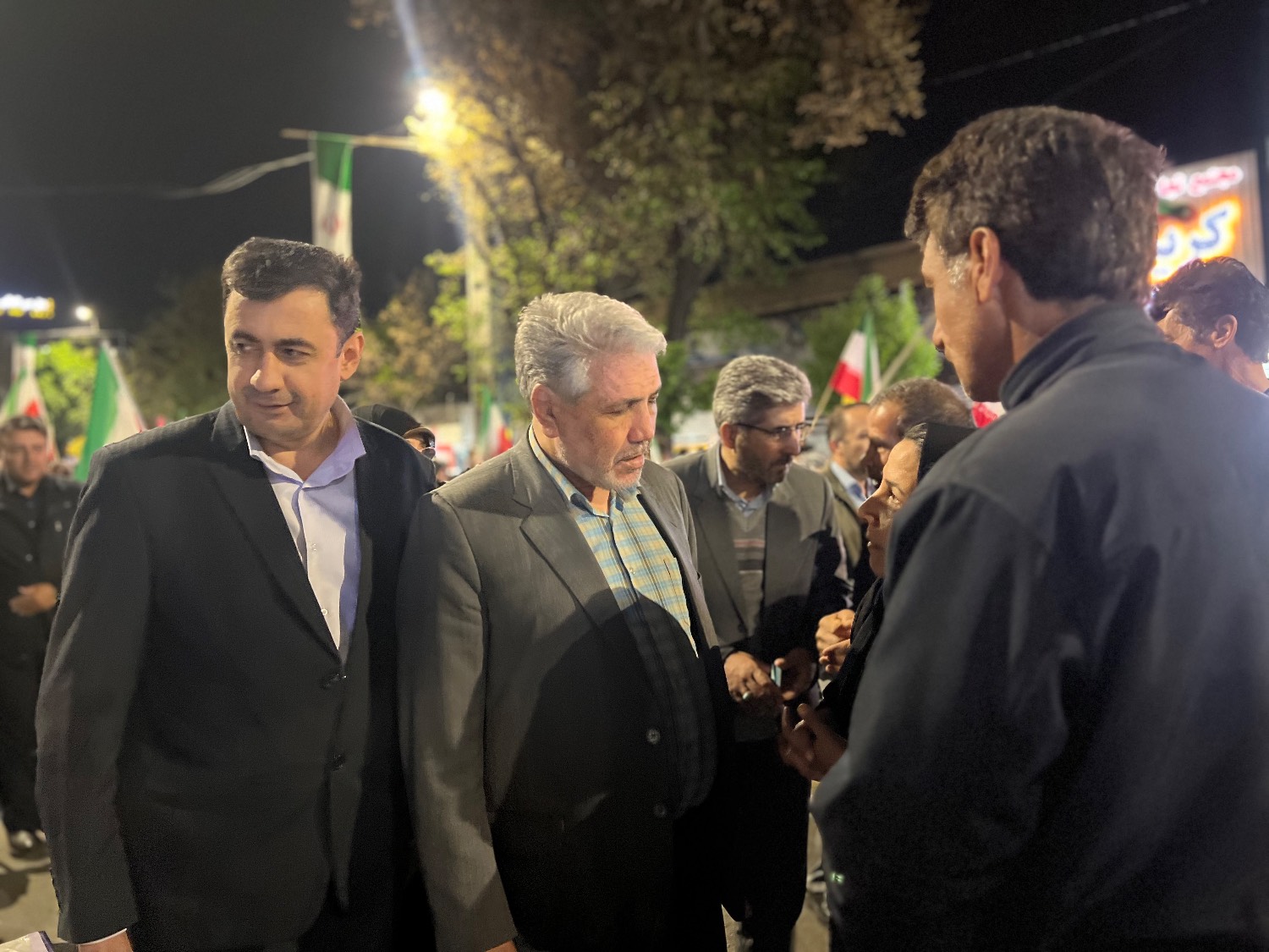 بازدید فرماندار شهرستان ارومیه از میز خدمت رزمگاه‌های شبانه ارومیه