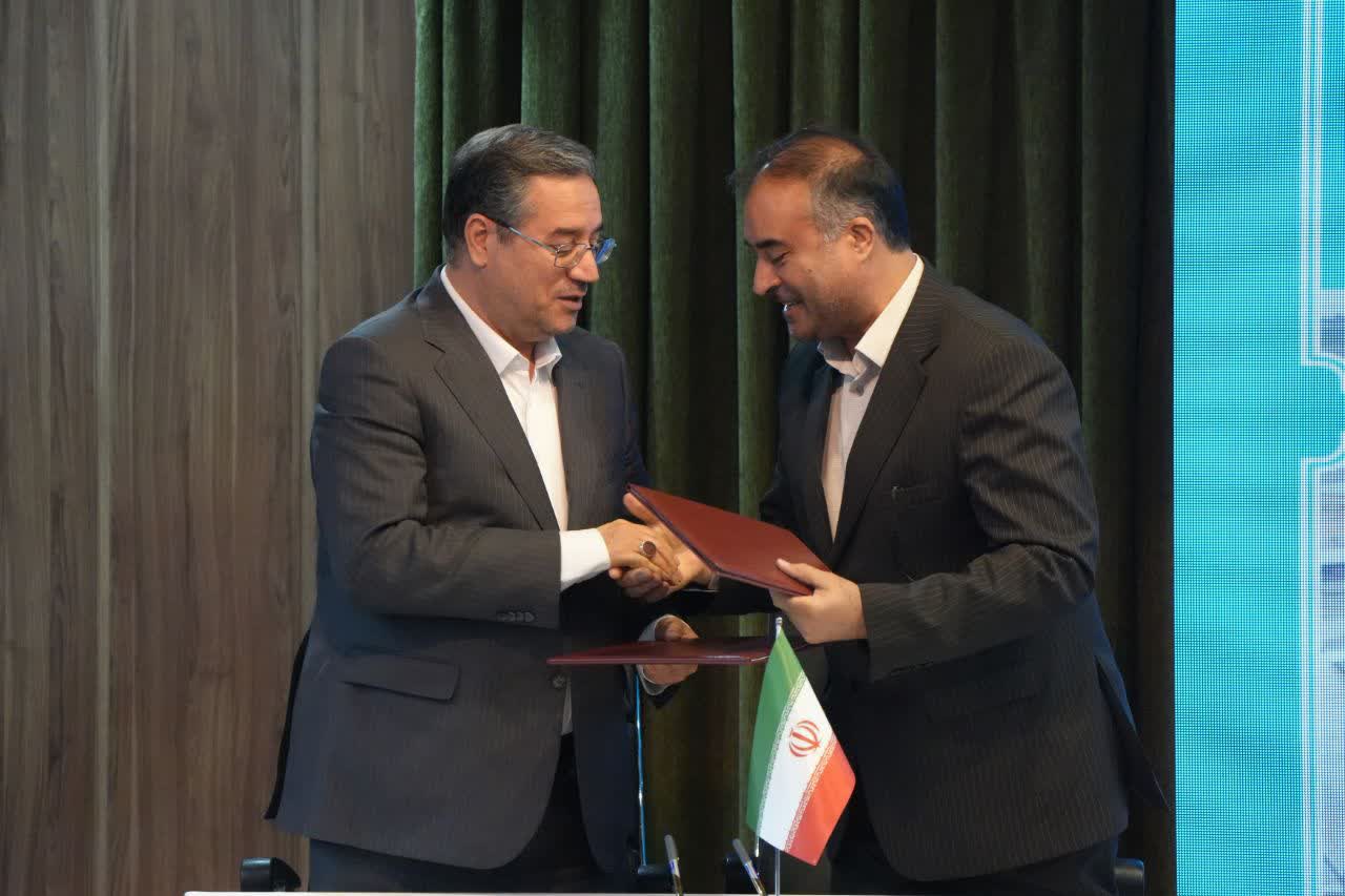 نشست رئیسجمهور پزشکیان با سرمایهگذاران و فعالان اقتصادی آذربایجانغربی