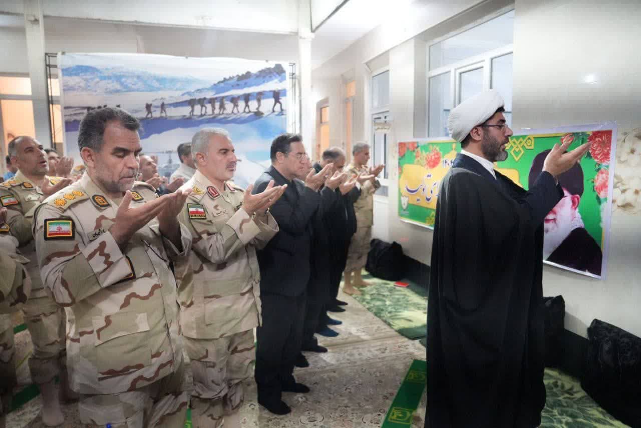 بازدید استاندار آذربایجانغربی از پاسگاه مرزی خانیک در ارومیه / افطار در کنار مرزبانان