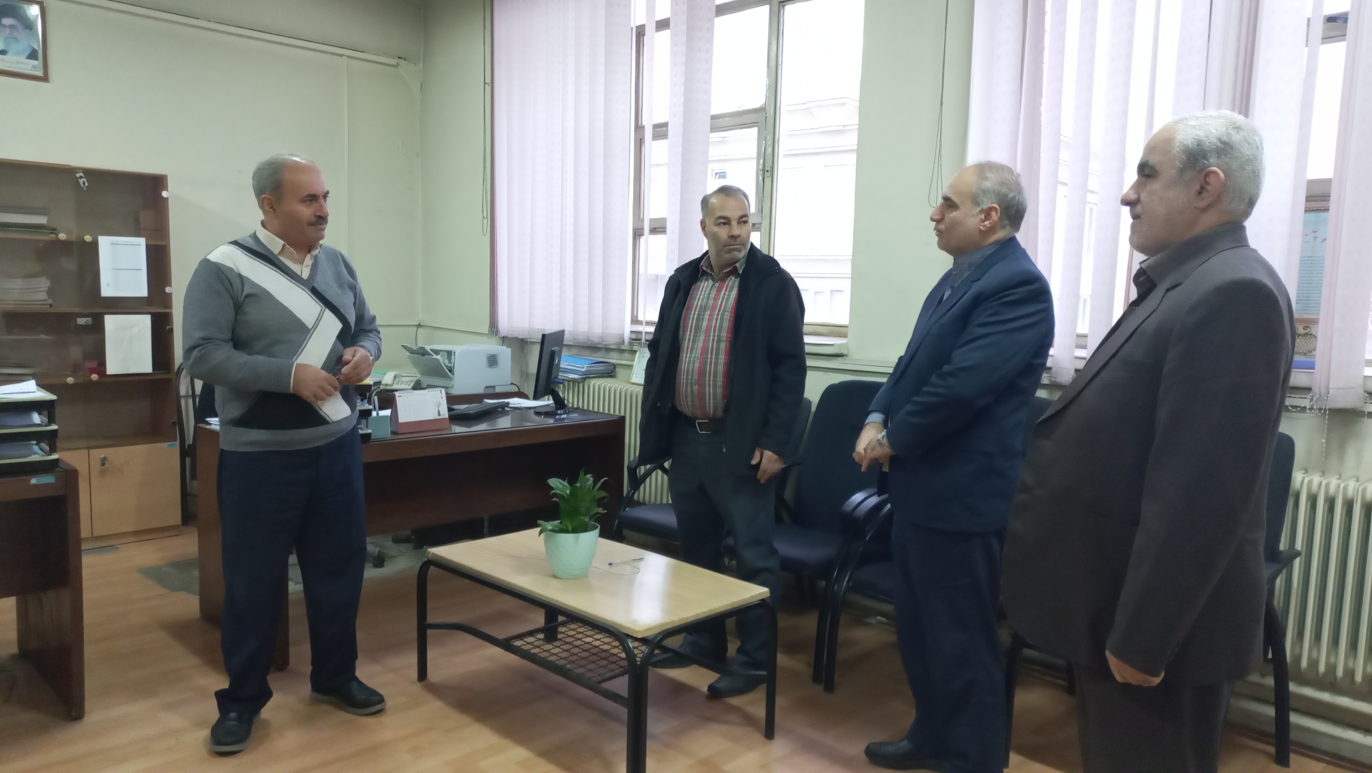 بازدید فرماندار شهرستان ارومیه از اداره آموزش و پرورش ناحیه 2 ارومیه