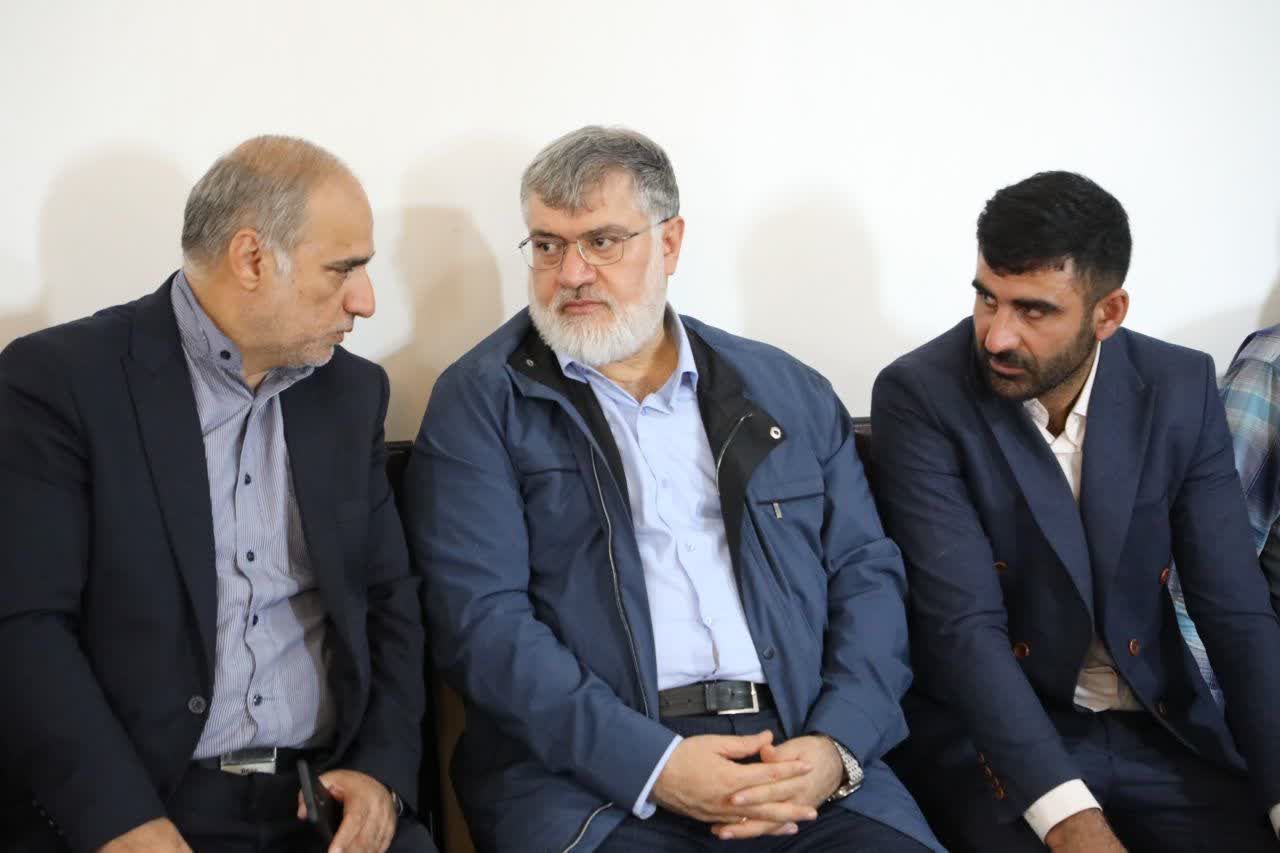 حضور محمدصادق معتمدیان استاندار آذربایجانغربی در جمع مردم روستای گلمرز