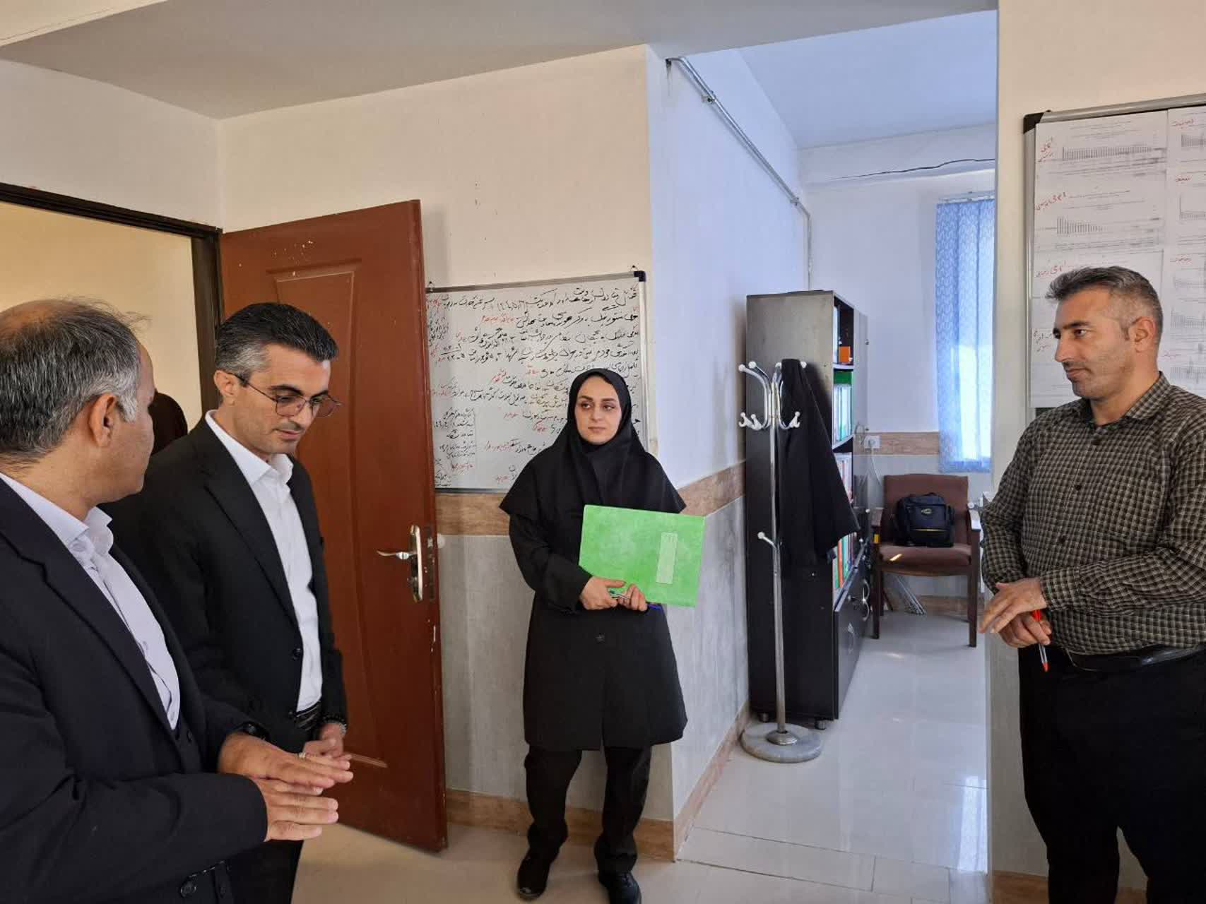 بازدید معاون سیاسی، امنیتی و اجتماعی فرمانداری ارومیه از مرکز سراج