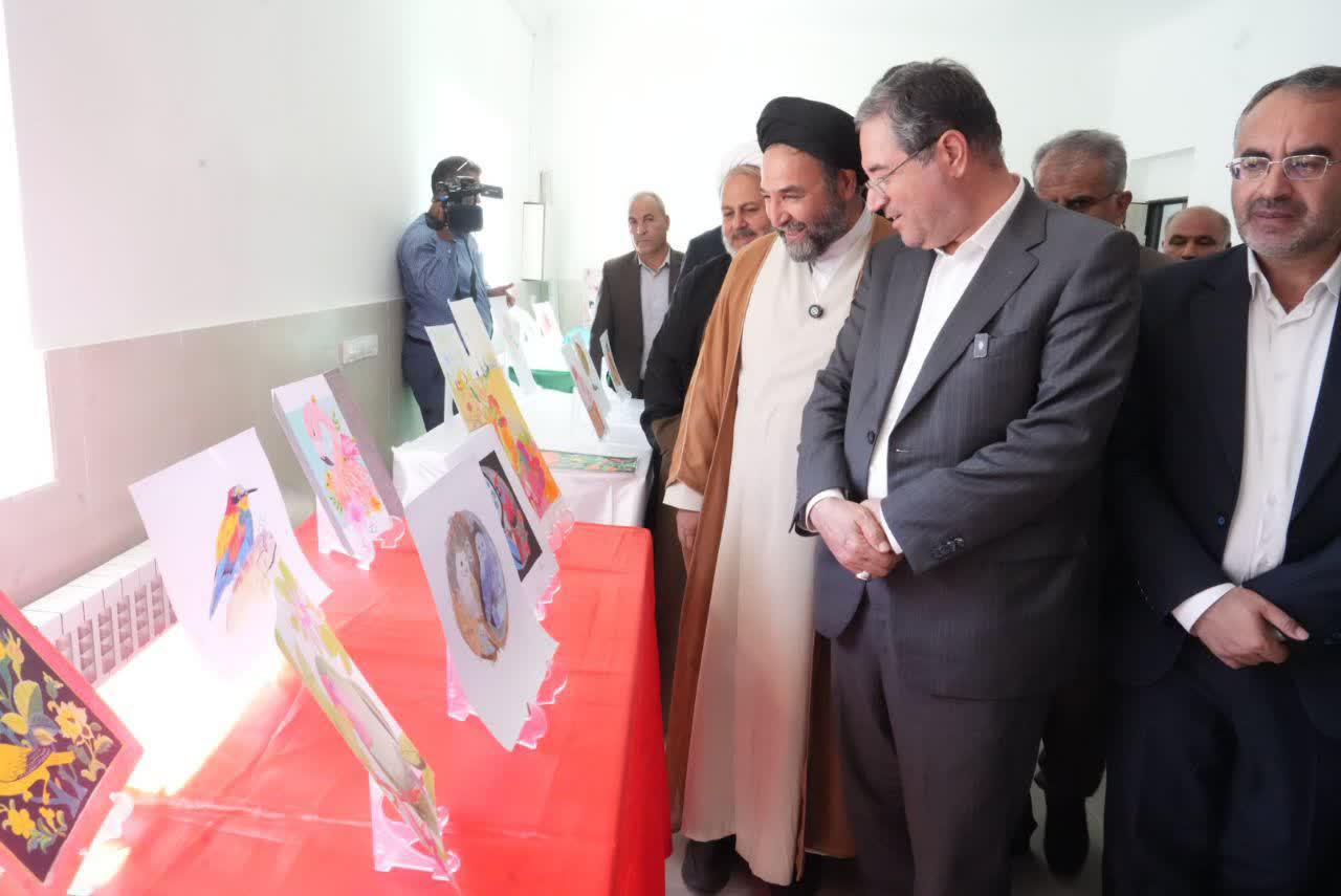 با حضور استاندار آذربایجانغربی انجام شد؛ بهرهبرداری از یک باب مدرسه 10 کلاسه استثنایی در شهر نوشین شهر بخش نازلو