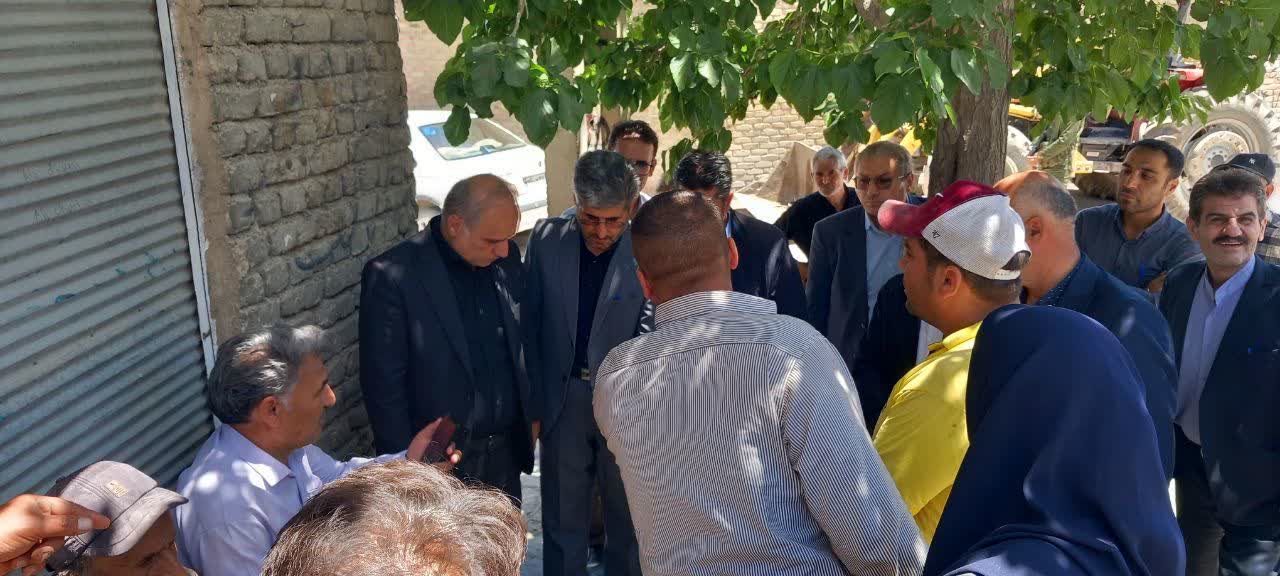 بازدید فرماندار ارومیه از روستای دیزج تکیه + آلبوم تصویری