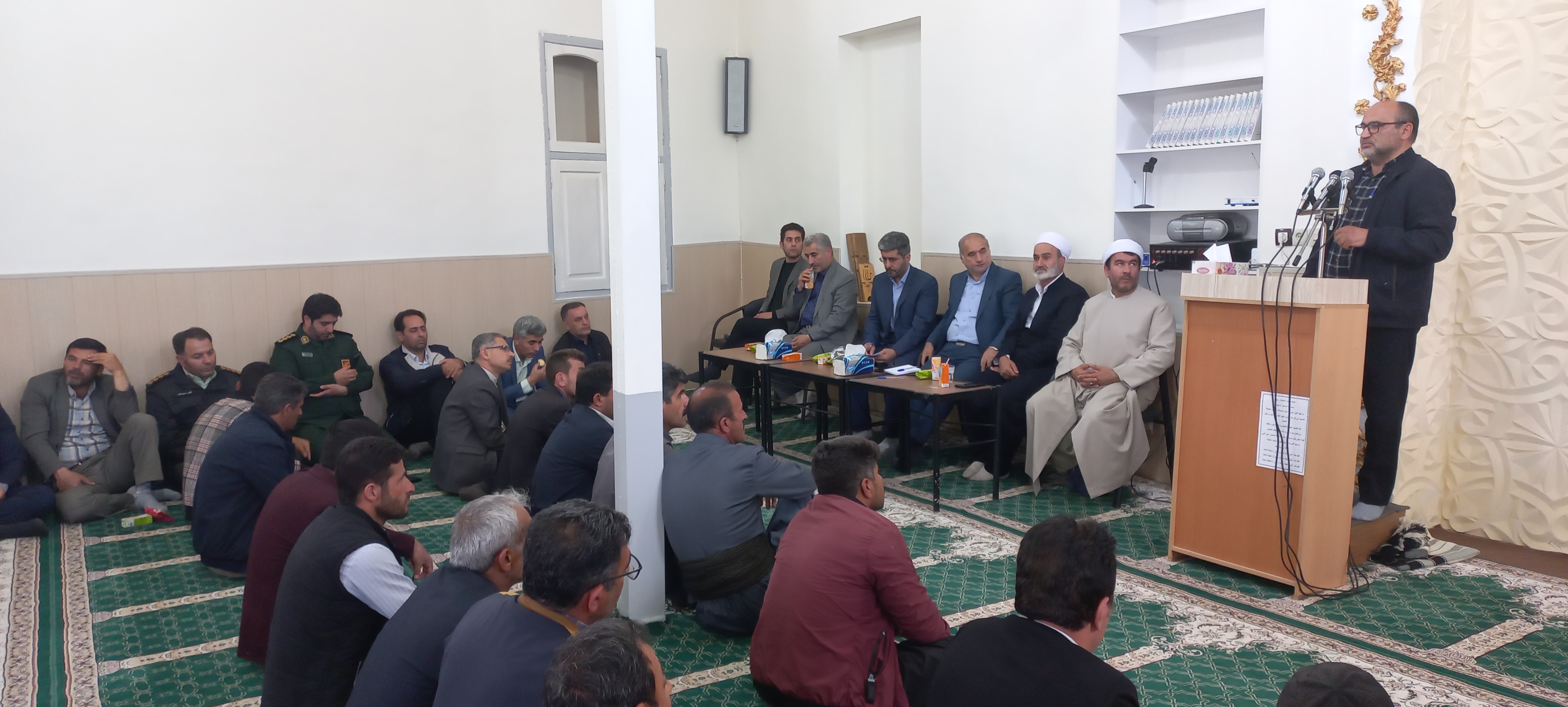 دیدار فرماندار شهرستان ارومیه با اهالی روستاهای بالانج و تولکان