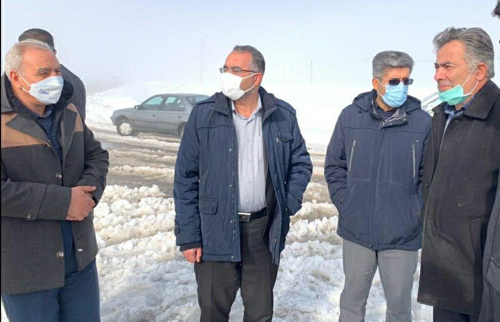 رسیدگی فرماندار ارومیه به روند بازگشایی محورهای مواصلاتی شهرستان + تصاویر