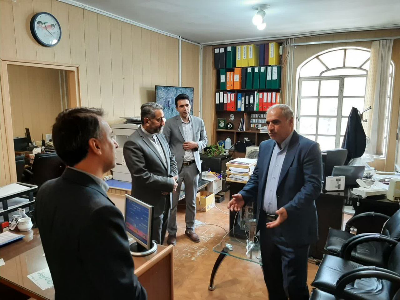 دیدار فرماندار ارومیه با کارمندان مجموعه فرمانداری شهرستان ارومیه