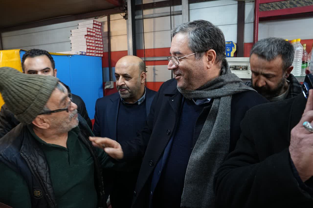 بازدید استاندار آذربایجان‌غربی از بازار ارومیه
