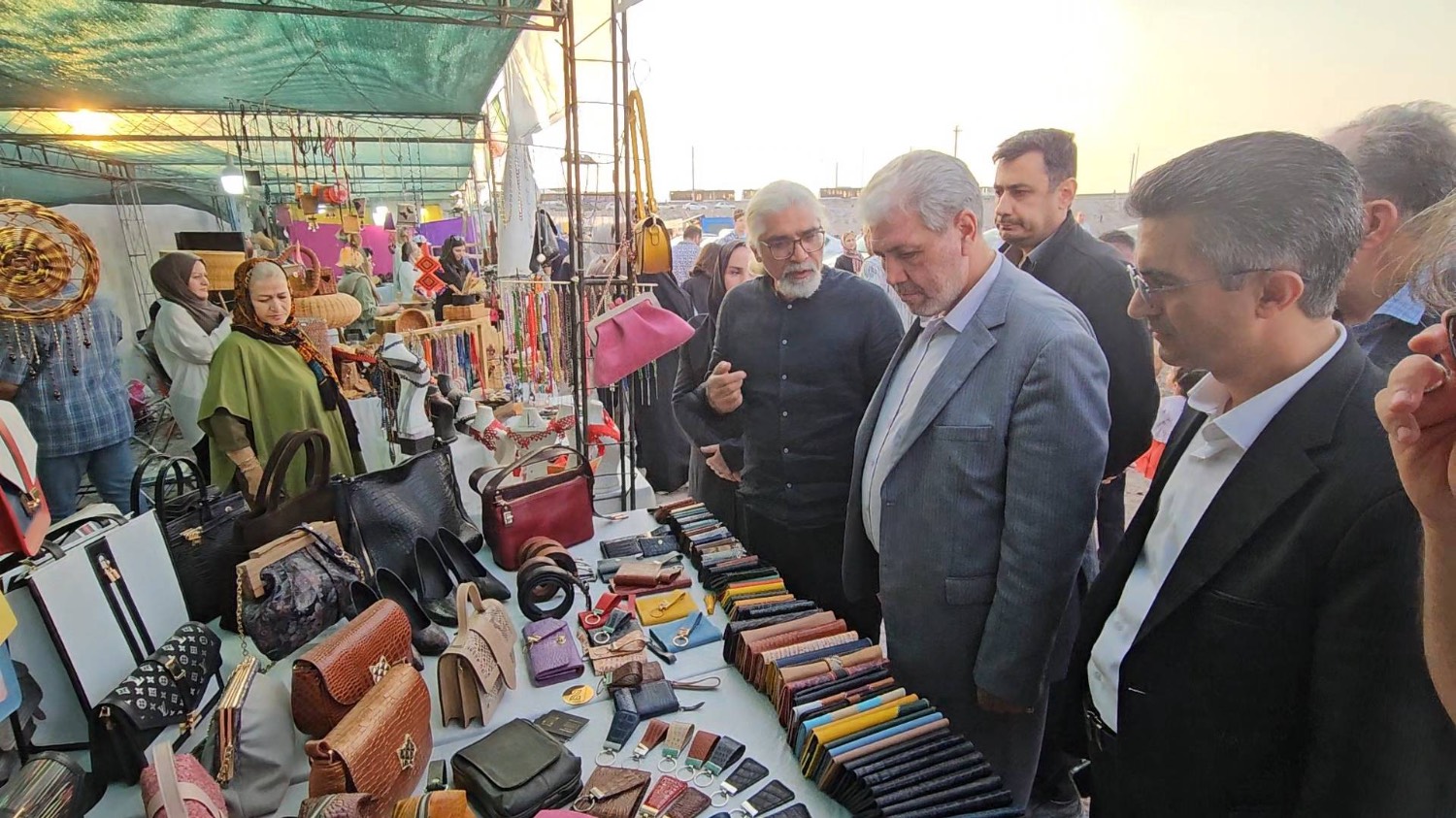 بازدید فرماندار ارومیه از جشنواره فرهنگی و تفریحی «حال خوب دریاچه»