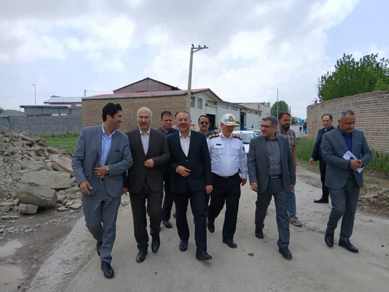 تصمیمات جدید برای کاهش ترافیک مقابل دانشگاه آزاد ارومیه در بازدید میدانی بازرس کل استان و فرماندار ارومیه
