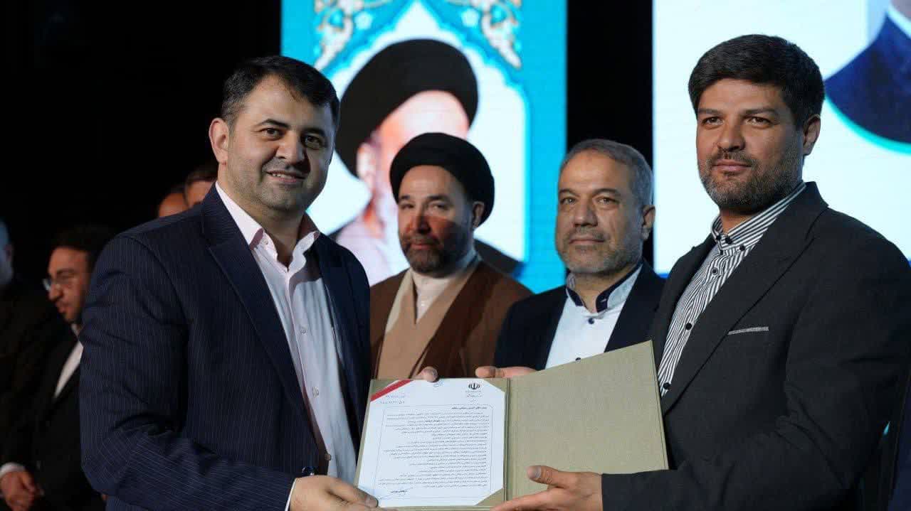 آیدین رحمانی رضاییه رسما بهعنوان شهردار جدید ارومیه معرفی شد