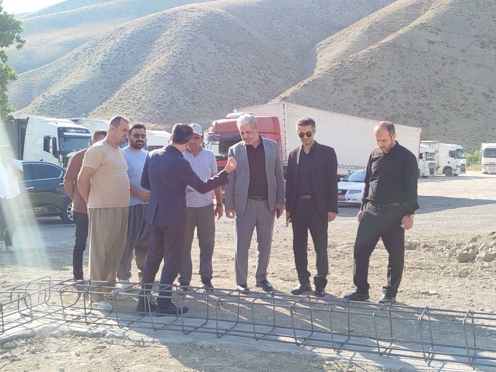 گزارش تصویری | بازدید فرماندار ارومیه از روند ساماندهی پارکینگ پایانه مرزی سرو